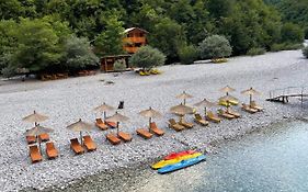 Guri I Lekes Guesthouse